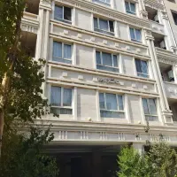 ۵۸ متر فول امکانات ابتدای جمالزاده جنوبی