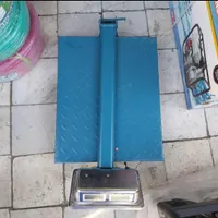 باسکول دیجیتال ۳۰۰ کیلویی محک دوبر نمایشگر ترازو|فروشگاه و مغازه|شیراز, بازار|دیوار