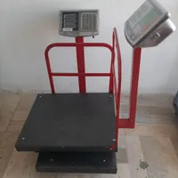 باسکول ترازو ۳۵۰ کیلویی استیل پیک بدون هزینه|فروشگاه و مغازه|اصفهان, مرداویج|دیوار