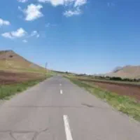 زمین ۴۰ هکتار بر جاده آب برق گاز سند