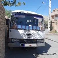 مینی بوس نیسان شیش سیلندر ژاپنی