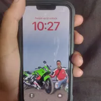 اپل iPhone 13 با حافظهٔ ۱۲۸ گیگابایت