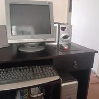 فروش یک دستگاه کامپیوتر