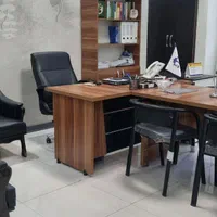 اتاق اداری ساعتی/ جلسه اشتراکی/تنظیم قرارداد/ وکیل|اجارهٔ کوتاه‌مدت دفتر کار و فضای آموزشی|تهران, میدان ولیعصر|دیوار