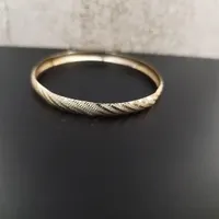نزدیک ۴ گرم طلا دسبند