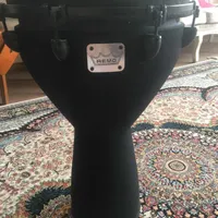 جیمبی سایز ۱۴|درام و پرکاشن|اردبیل, |دیوار