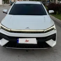 کی ام سی J۷، مدل ۱۴۰۴