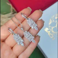 نیم ست گلبرگ نقره طرح جذاب پرفروش جدید۷۸۶ـ۱۴