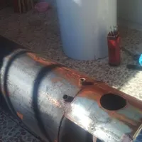 جوشکاری مخزن ابگرمکن درمحل.شاهین شهرواصفهان