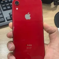 اپل iPhone XR با حافظهٔ ۶۴ گیگابایت