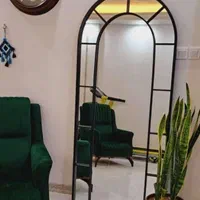 آینه قدی ایستاده پروفیل ۲ و شبکه پنجره ای