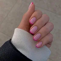 خدمات کاشت ناخن تخصصی ((پدیکور مرطوب تضمینی ))|خدمات آرایشگری و زیبایی|مشهد, آزادشهر|دیوار