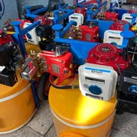 سمپاش فرغونی زنبه ای هوندا تایوان هواخنک مدلDS300|ماشین‌آلات صنعتی|تهران, شهرک ولیعصر جنوبی|دیوار