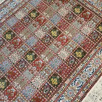 قالیچه دستباف مود بیرجند ۴متری نقشه‌خشتی گل‌ابریشم|فرش|تهران, بازار|دیوار
