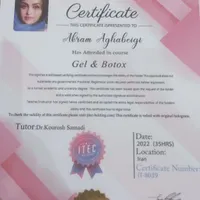 دکتر اکرم آقابیگی پوست مو زیبایی