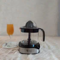 آب مرکبات و آبمیوه گیری و آب میوه گیری ژاپنی اصلی|آبمیوه‌گیر و آب‌مرکبات‌گیر|اصفهان, شیخ اشراق|دیوار