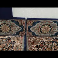 پشتی قالینی