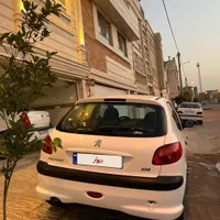 ۲۰۶فول سفیدمدل۹۸|خودرو سواری و وانت|یزد, |دیوار