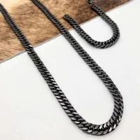 (فروشگاه بدلیجات آمیتیس)ست کارتیر مشکی گردنبند