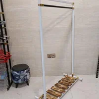 رگال لباس سفید مشکی