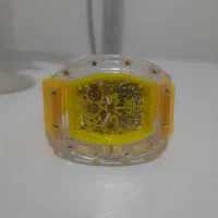 ساعت طرح شیشه ای