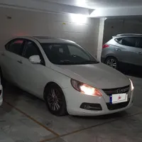 جک J5 اتوماتیک 1800cc، مدل ۱۳۹۴