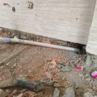 لوله کشی آب وفاضلاب وشوفاژ.نصب پمپ ومنبع