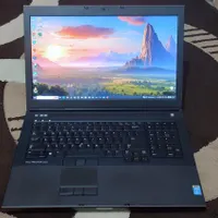 لپتاپ دل 4 گیگ گرافیک i7 با 16 گیگ رم 17 اینچ