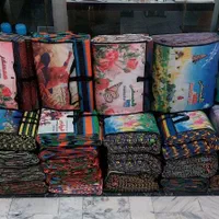 حصیر و زیرانداز یک تیکه و وسط دوخت