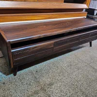 میز تلویزیون پایه چوبی مدل بوگات|میز تلویزیون|اصفهان, ناژوان|دیوار