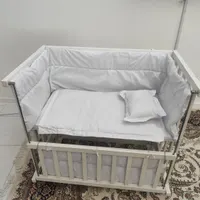 گهواره کنار تخت مادر|تخت و سرویس خواب|تهران, آذری|دیوار