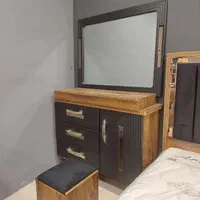 سرویس خواب مدل راشل ،میز آرایش و پاتختی،مبلمان پَر|تخت و سرویس خواب|کرمان, |دیوار