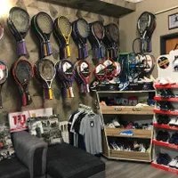 راکت و لوازم جانبی تنیس در تنیس اسپورت تبریز|ورزش‌های توپی|تبریز, |دیوار