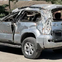 تویوتا پرادو ۲ در ۴ سلیندر، مدل ۲۰۰۶ تصادفی|خودرو سواری و وانت|تهران, کیانشهر|دیوار