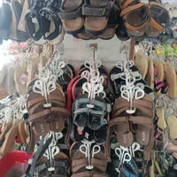 صندل نقلی و میانه