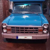 نیسان وانت