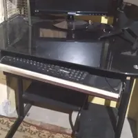 میز کامپیوتر