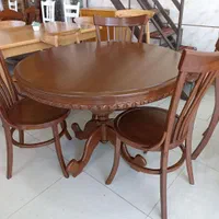 میز ناهارخوری لهستانی