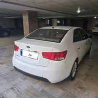 کیا سراتو ۲۰۰۰cc مدل ۹۵ اتوماتیک|خودرو سواری و وانت|تهران, گیشا (کوی نصر)|دیوار