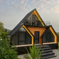 کلبه دوبلکس جنگلی با جکوزی