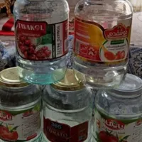 شیشه رب گوجه و ترشیجات سالم تمیز