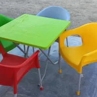 میز و صندلی