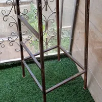 چهارپایه اهنی