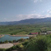 خونه دربست گلدشت دوخوابه حیاط دار فول امکانات|اجارهٔ کوتاه‌مدت آپارتمان و سوئیت|بروجرد, |دیوار