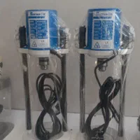 قیچی هشت پر و سوراخ کن و پنج نخ سردوز