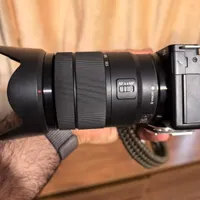 لنز سونی 18-135 + فیلتر پلاریزه +کیف