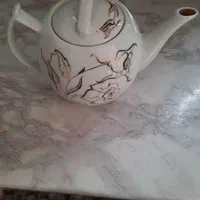قوری بزرگ