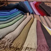 فروش عمده شال نخی در طرح و رنگ مختلف