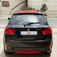 کوییک دنده‌ای R، مدل ۱۴۰۲