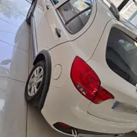 کوییک دنده‌ای R، مدل ۱۴۰۱